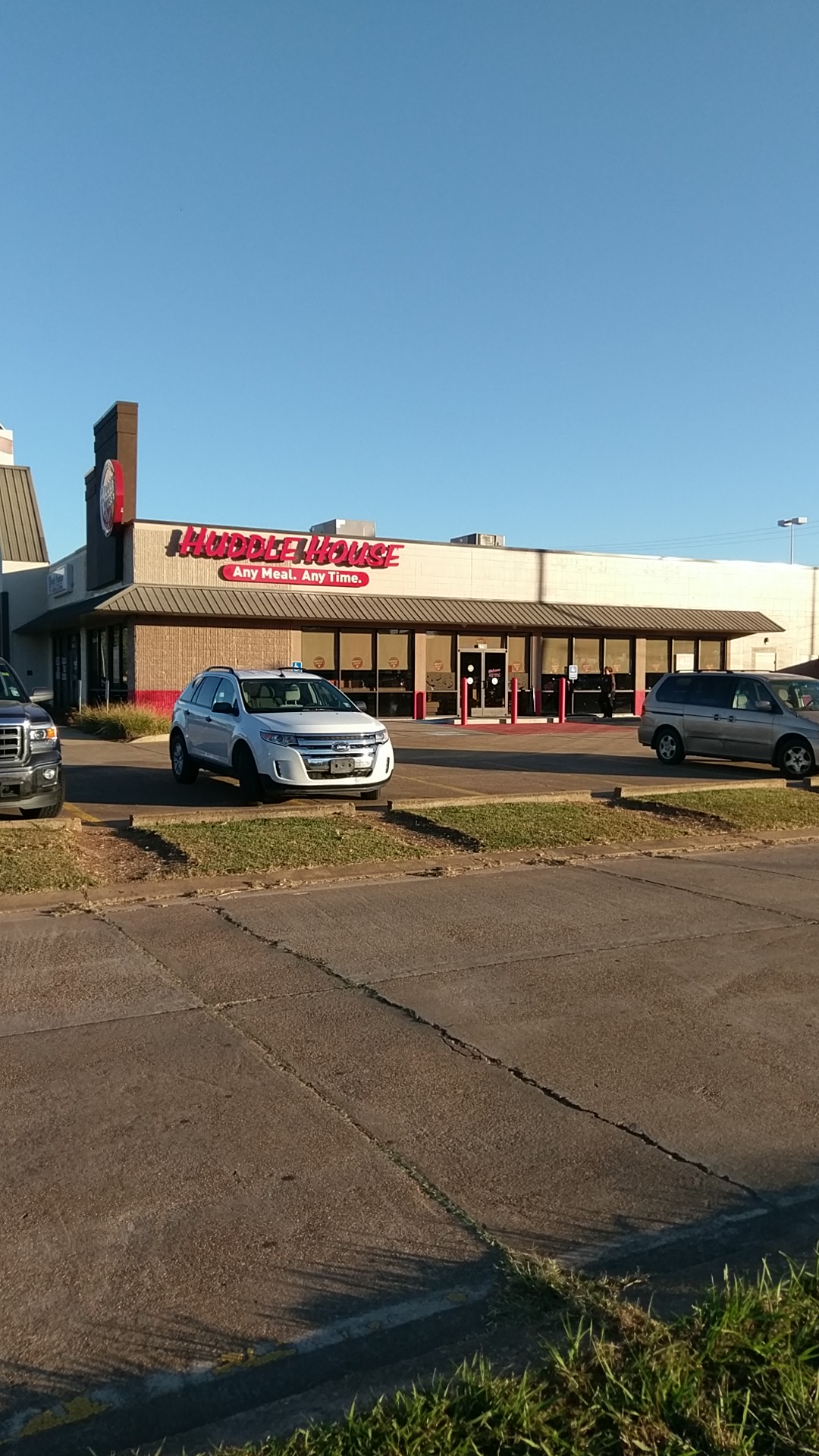 Huddle House