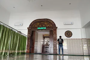 Masjid Baitul Hamdi Jawa Timur Park 3 image