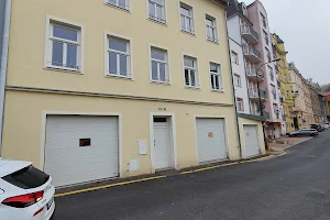 Karlsbad Apartments image