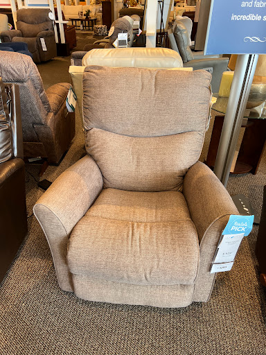 Furniture Store «La-Z-Boy Home Furnishings & Decor», reviews and photos, 3748 E 82nd St, Indianapolis, IN 46240, USA