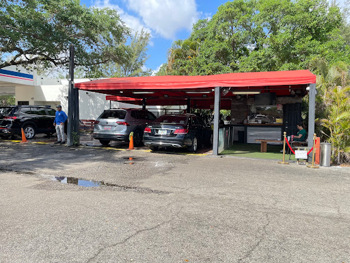Miami Lakes Car Wash en Miami Lakes