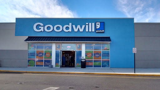 Used Clothing Store «Goodwill», reviews and photos, 16441 Merchants Ln, King George, VA 22485, USA