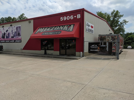 Work Clothes Store «Pieczonka Unlimited», reviews and photos, 5906 OH-128, Cleves, OH 45002, USA