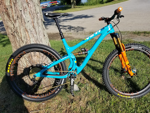 Bicycle Repair Shop «JBs Bike Shop», reviews and photos, 214 W Lancaster Ave, Shillington, PA 19607, USA