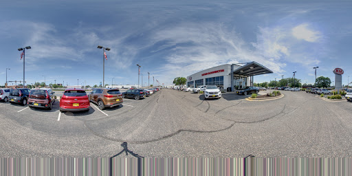 Kia Dealer «Luther Kia of Bloomington», reviews and photos, 1701 American Blvd W, Minneapolis, MN 55431, USA