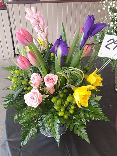 Florist «Flower Peddler», reviews and photos, 38350 Garfield Rd, Charter Twp of Clinton, MI 48038, USA