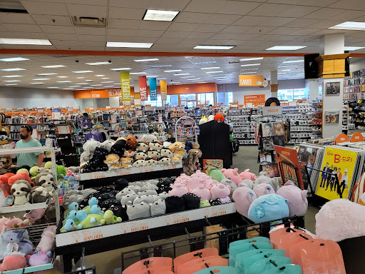 Used Book Store «2nd & Charles», reviews and photos, 2904 Prince William Pkwy, Woodbridge, VA 22192, USA