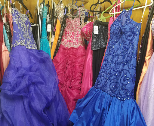 Consignment Shop «Closet Exchange», reviews and photos, 104 S Market St, Sparta, IL 62286, USA