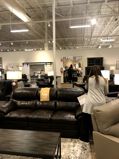 Furniture Store «Levin Furniture», reviews and photos, 10688 Perry Hwy, Wexford, PA 15090, USA