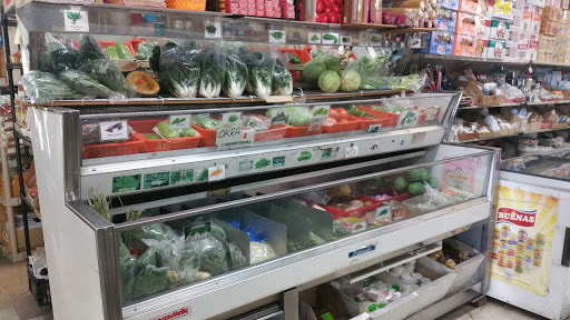 Asian Grocery Store «Que Huong Market», reviews and photos, 5510 Watt Ave, North Highlands, CA 95660, USA