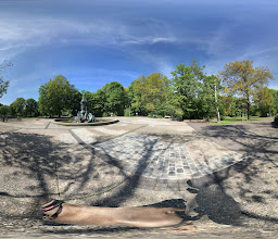 Neptune Fountain photo