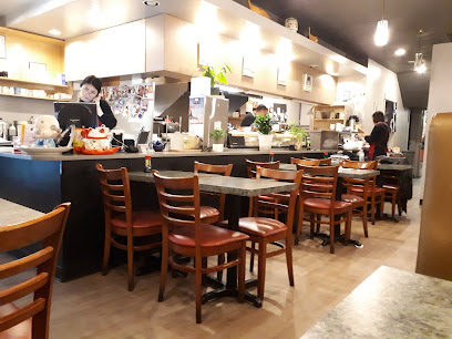 Minato Sushi Restaurant (Vancouver, BC)