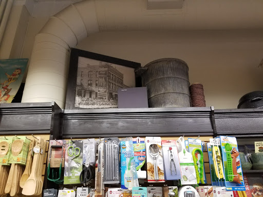 General Store «Mast General Store Hendersonville», reviews and photos, 527 N Main St, Hendersonville, NC 28792, USA