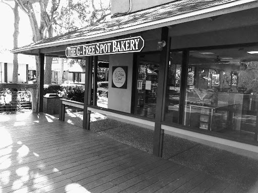 Shopping Mall «Coligny Plaza Shopping Center», reviews and photos, 1 N Forest Beach Dr, Hilton Head Island, SC 29928, USA