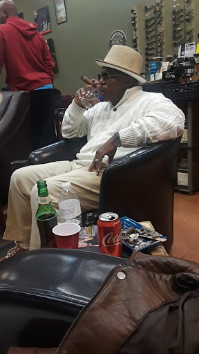 Tobacco Shop «Tinder Box Collierville», reviews and photos, 3615 S Houston Levee Rd, Collierville, TN 38017, USA