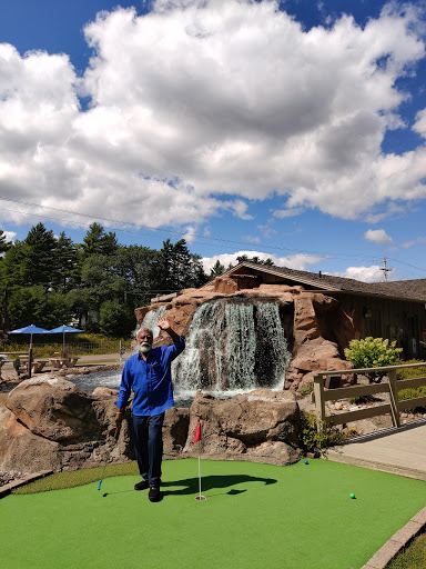 Miniature Golf Course «Settlers Mill Adventure Golf & Frozen Custard», reviews and photos, 7940 US-51, Minocqua, WI 54548, USA