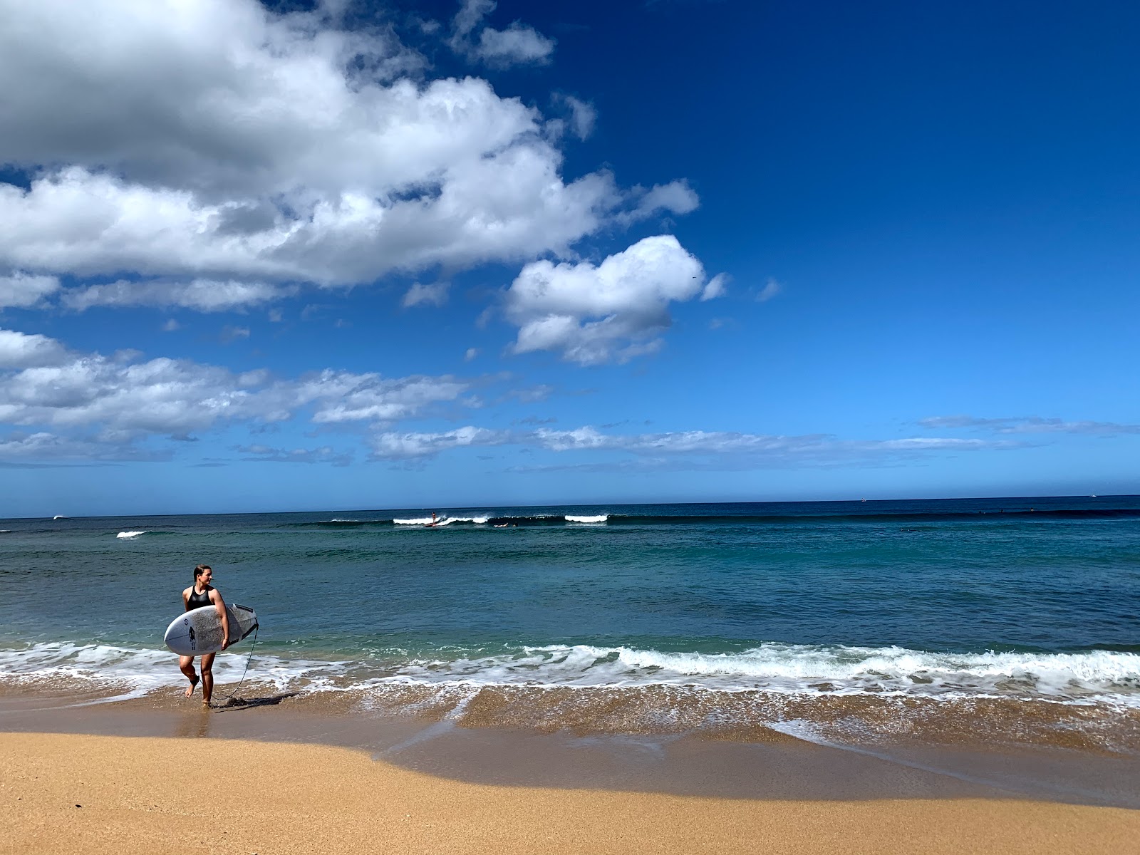 Foto van Haleiwa Alii Beach met ruim strand