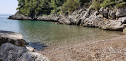Foto von Agkali secret beach mit etwas sauber Sauberkeitsgrad