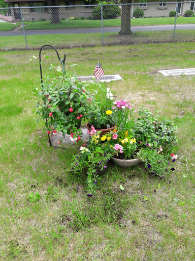 Florist «Pletschers», reviews and photos, 641 Old Hwy 8 SW, New Brighton, MN 55112, USA