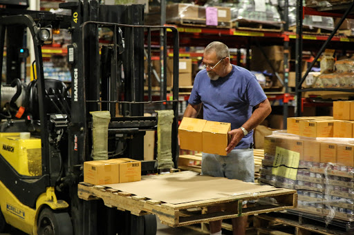 Pet Supply Store «Pet Food Experts Inc», reviews and photos, 3 Martin St, Cumberland, RI 02864, USA