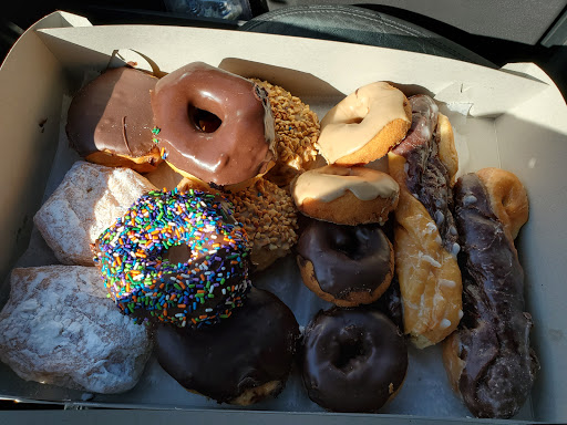 Donut Shop «Mary Lou Donuts», reviews and photos, 1830 S 4th St, Lafayette, IN 47905, USA