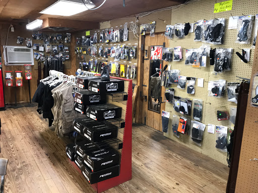 Gun Shop «A. W. Peterson Gun Shop», reviews and photos, 4255 W Old US Hwy 441, Mt Dora, FL 32757, USA