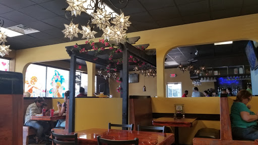 Shopping Mall «Southside Shopping Center», reviews and photos, 1415 S 14th St, Leesburg, FL 34748, USA