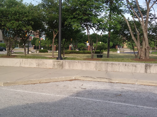 Live Music Venue «Indiana Farm Bureau Insurance Lawn», reviews and photos, 801 W Washington St, Indianapolis, IN 46204, USA