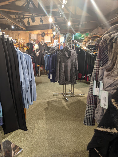 Florist «Breezewood Gardens & Gifts», reviews and photos, 17600 Chillicothe Rd, Chagrin Falls, OH 44023, USA