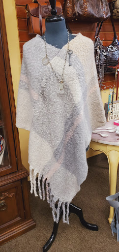 Clothing Store «Passion For Fashion», reviews and photos, 12767 Chillicothe Rd, Chesterland, OH 44026, USA