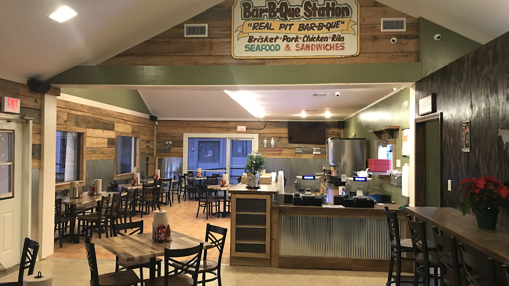 Bar-B-Que Station #2 Hammond 70401