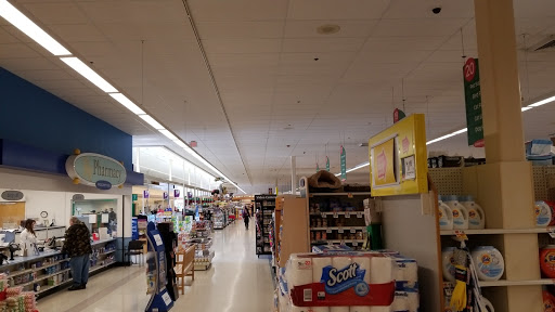 Grocery Store «Super Stop & Shop», reviews and photos, 100 Macy St, Amesbury, MA 01913, USA