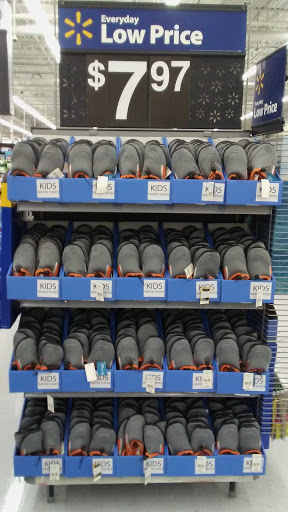 Discount Store «Walmart», reviews and photos, 137 Teaticket Hwy, Teaticket, MA 02536, USA