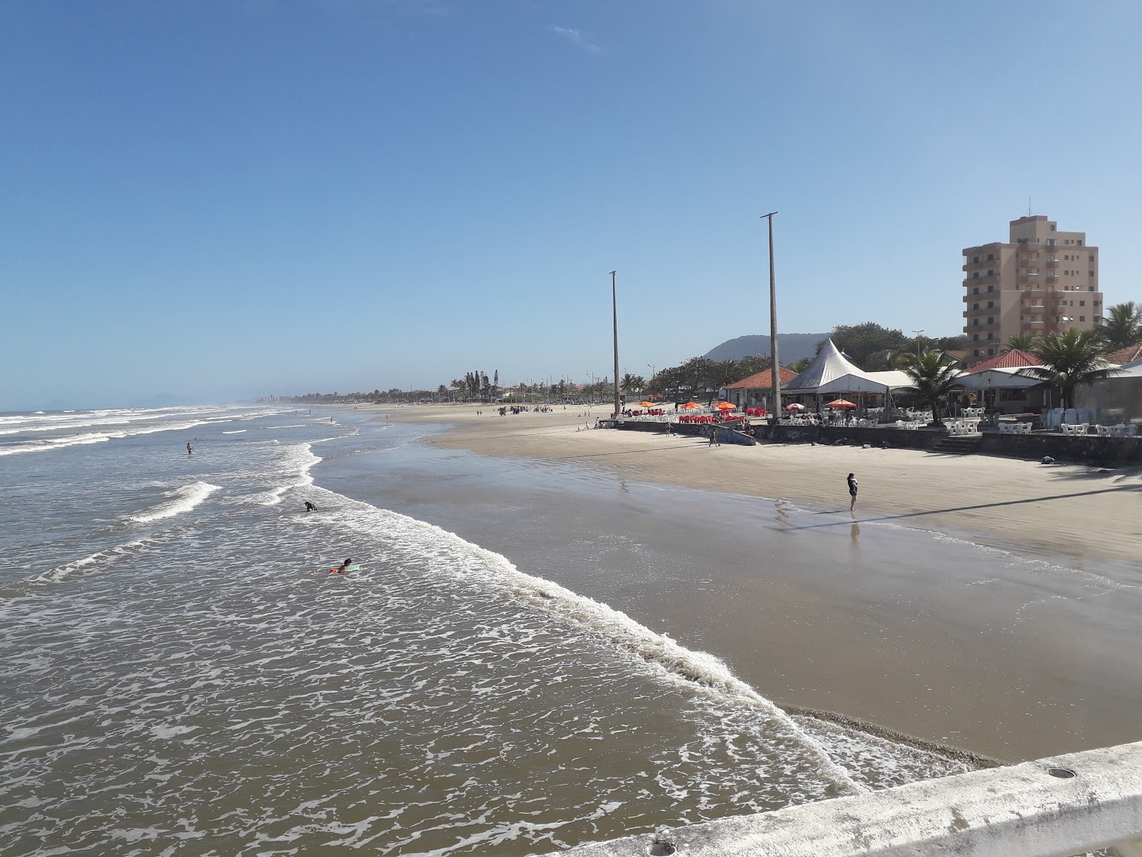 Valokuva Agenor de Camposin rantaista. sisältäen pitkä suora