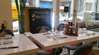 Atmosphère du Restaurant de sushis Mizushi à Paris - n°1