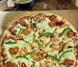Laziz Pizza and Restaurant photo