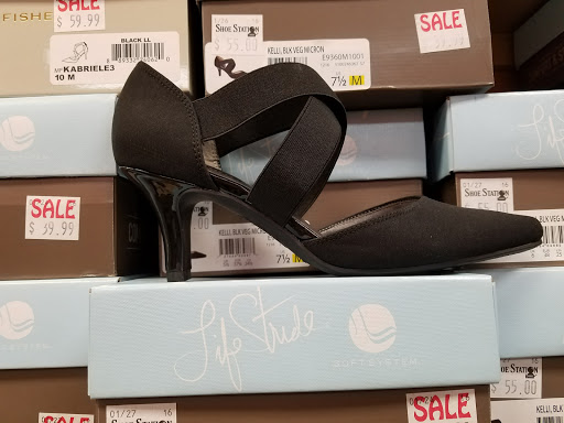 Shoe Store «Shoe Station», reviews and photos, 8041 Eastchase Pkwy, Montgomery, AL 36117, USA