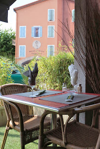 Atmosphère du Restaurant français Restaurant Le Maluzio à Mandelieu-la-Napoule - n°9