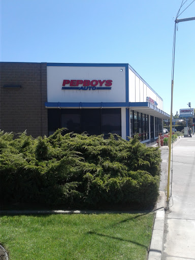 Auto Parts Store «Pep Boys Auto Parts & Service», reviews and photos, 2946 Bristol St, Costa Mesa, CA 92626, USA