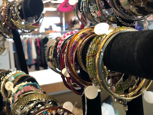 Thrift Store «Snowline Hospice Thrift Store», reviews and photos, 3300 Coach Ln, Cameron Park, CA 95682, USA