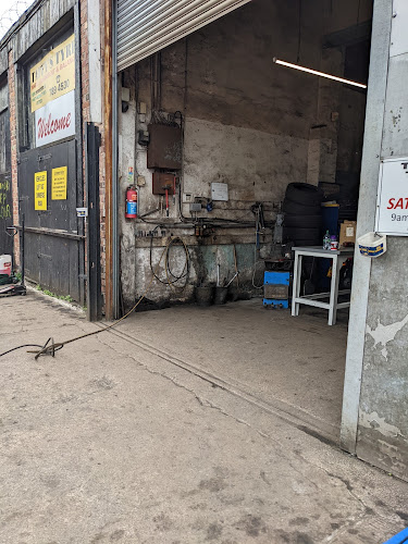 Reviews of Taffy's Tyres in Manchester - Tire shop
