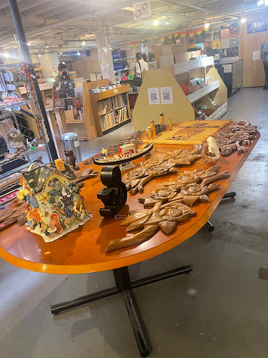 Thrift Store «Lifelong Thrift store», reviews and photos, 312 Broadway E, Seattle, WA 98102, USA