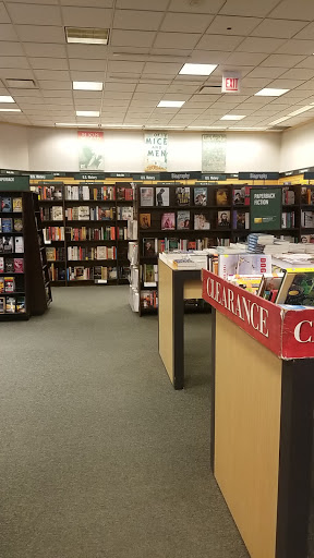 Book Store «Barnes & Noble», reviews and photos, 2621 Plainfield Rd, Joliet, IL 60435, USA