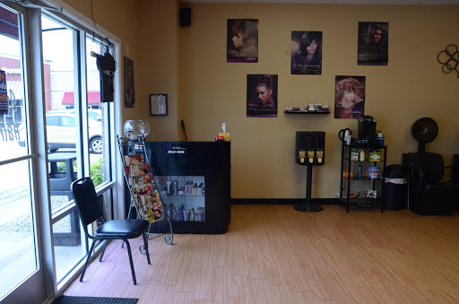 Beauty Salon «Studio 31 Hair Salon», reviews and photos, 917 Tiny Town Rd # C, Clarksville, TN 37042, USA