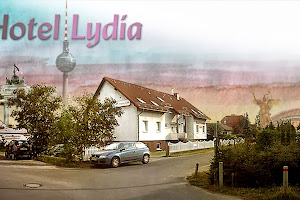 Hotel Pension Lydia - Grüne Insel in Berlin & BIKERHOTEL BERLIN image