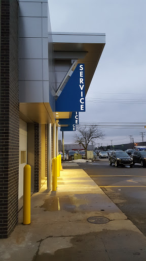 Car Dealer «Bill Brown Ford», reviews and photos, 32222 Plymouth Rd, Livonia, MI 48150, USA