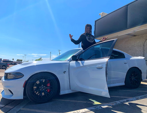 Truck Dealer «Truckmasters Truck & Car Sales», reviews and photos, 3152 E Bell Rd, Phoenix, AZ 85032, USA