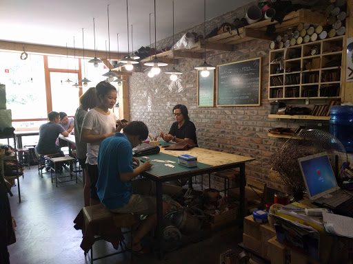 DIY Box Leather & Coffee Workshop