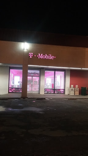 Cell Phone Store «T-Mobile», reviews and photos, 1701 Willow Pass Rd, Concord, CA 94520, USA