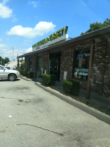Liquor Store «G & G Liquors Inc», reviews and photos, 24 Westford Rd #1, Tyngsborough, MA 01879, USA